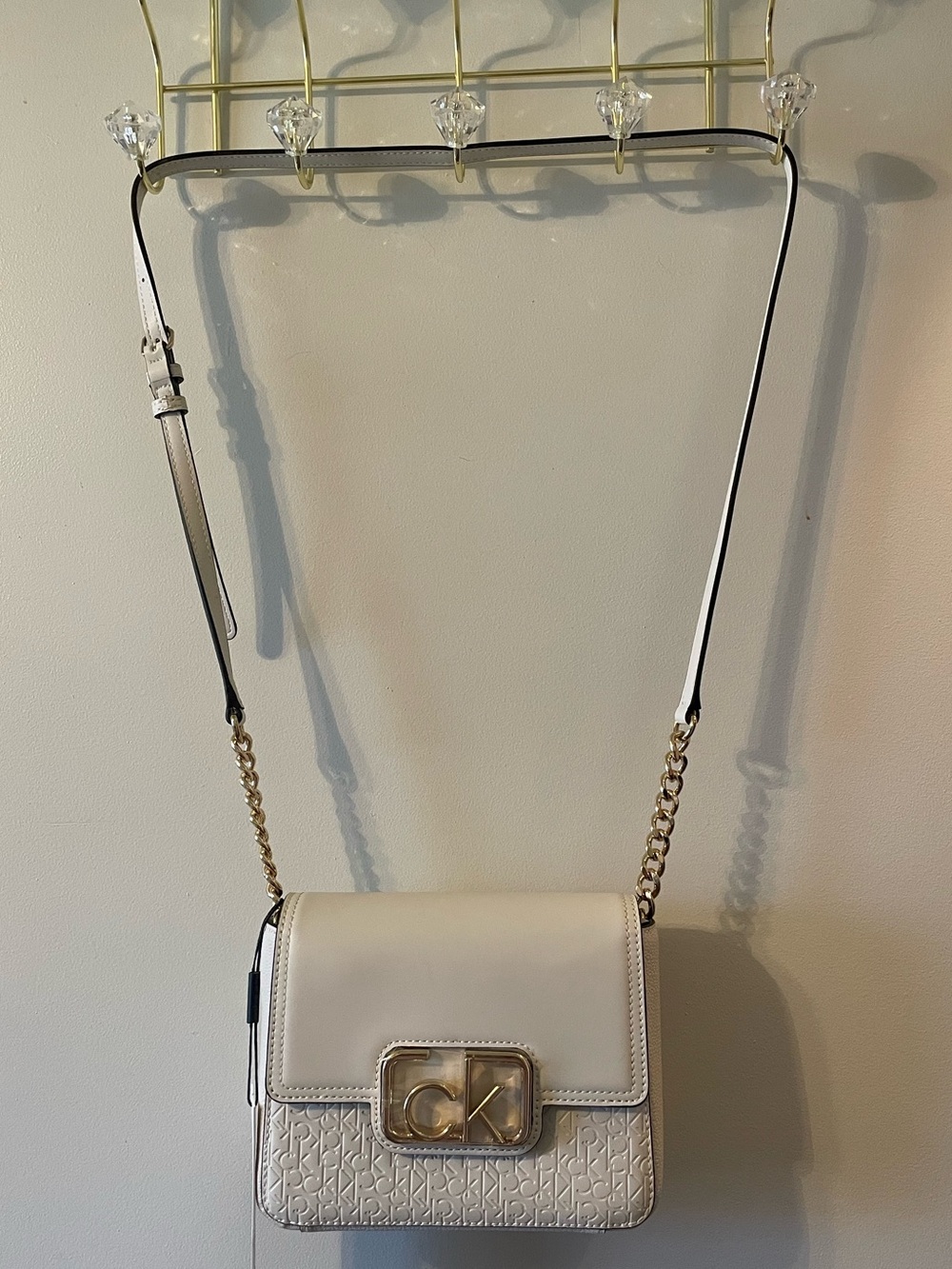 Calvin Klein Cream White Logo Chain-Strap Crossbody Bag